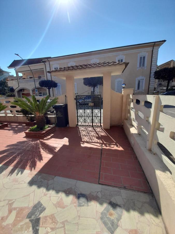 Apartment Bouganville Casa Ambiente Climatizzato Con Wi Fi