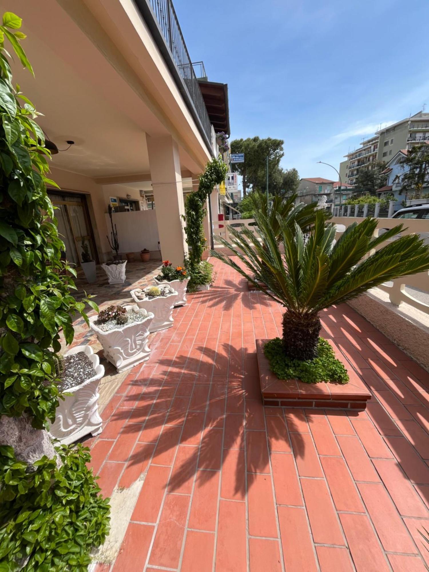 Apartment Bouganville Casa Ambiente Climatizzato Con Wi Fi